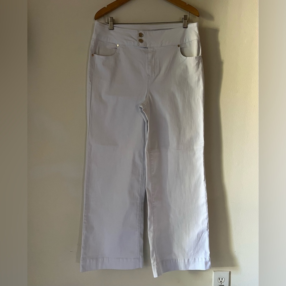 NWT 1822 Denim High Rise Wide Leg Jeans in White size 26/31/32